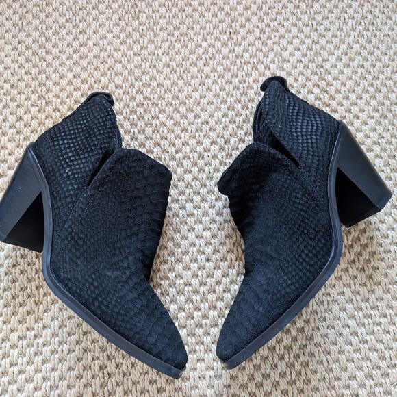 Jeffrey Campbell Rosee Black Suede Snake Print Ankle Block Heel Boots 10 NWOB - Picture 3 of 9